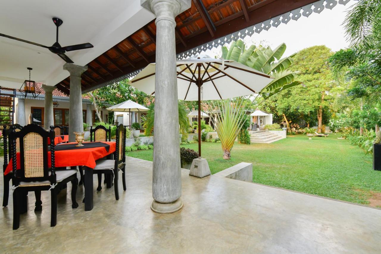 Tropical House - Jungleside Villa Hikkaduwa Kültér fotó