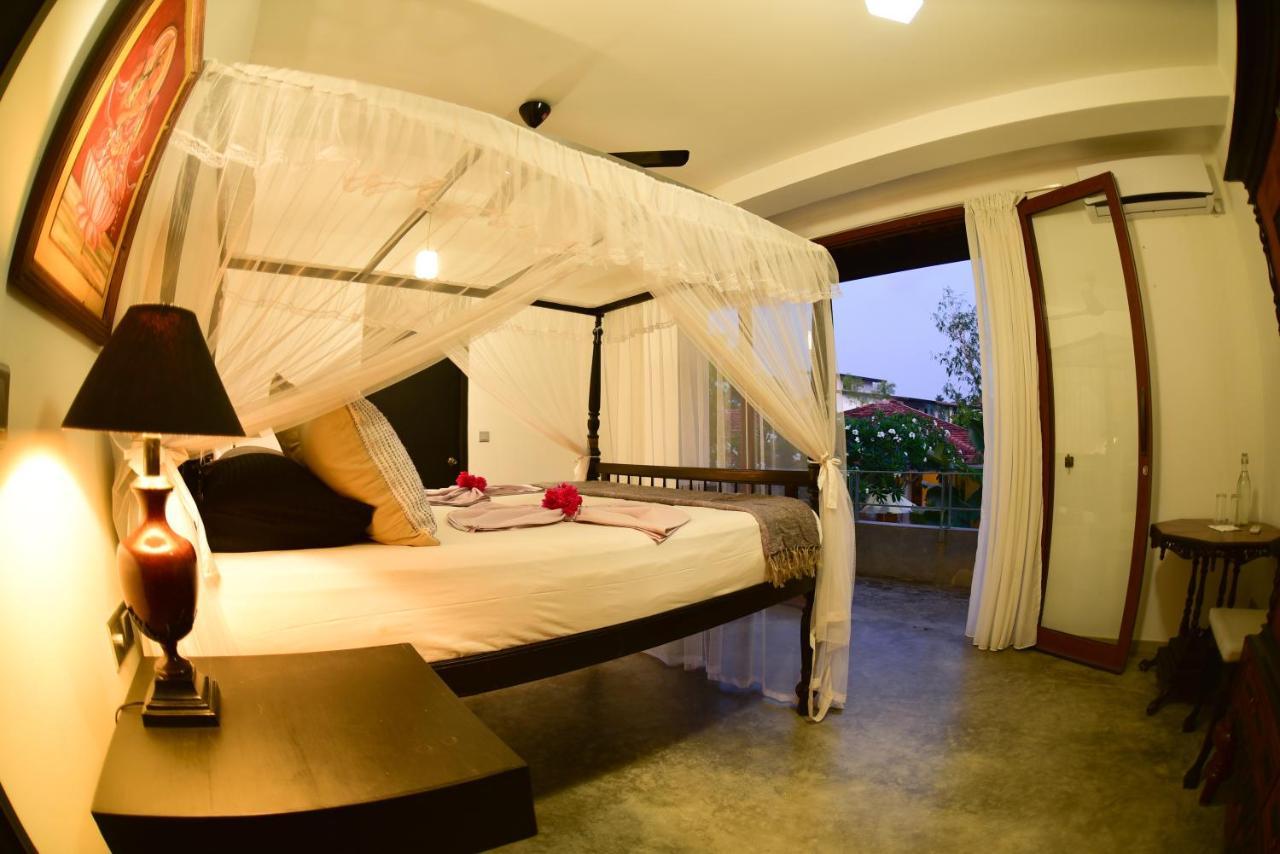 Tropical House - Jungleside Villa Hikkaduwa Kültér fotó